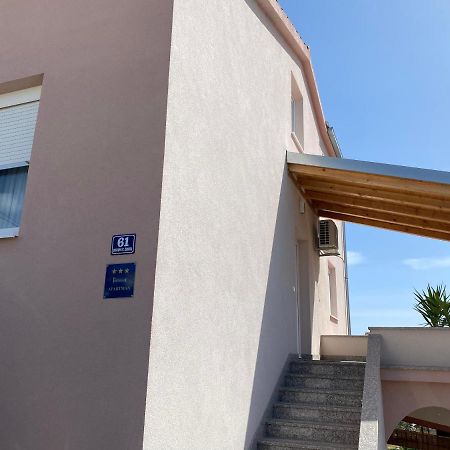Three Bedroom Apartment Between Trogir And Split Kastela Exterior photo