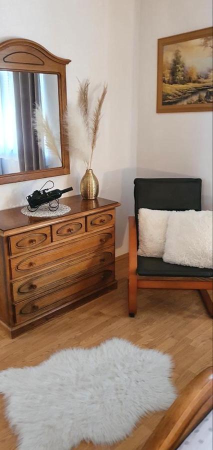 Three Bedroom Apartment Between Trogir And Split Kastela Exterior photo