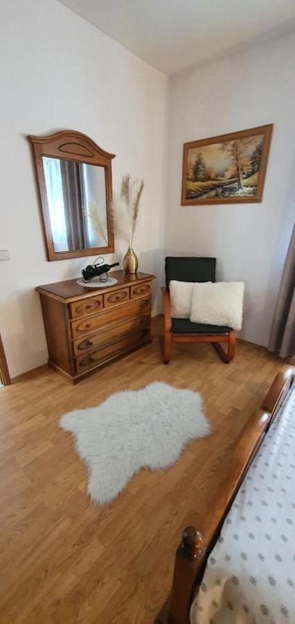 Three Bedroom Apartment Between Trogir And Split Kastela Exterior photo