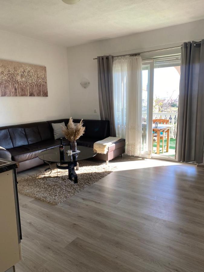 Three Bedroom Apartment Between Trogir And Split Kastela Exterior photo