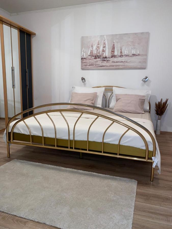 Three Bedroom Apartment Between Trogir And Split Kastela Exterior photo
